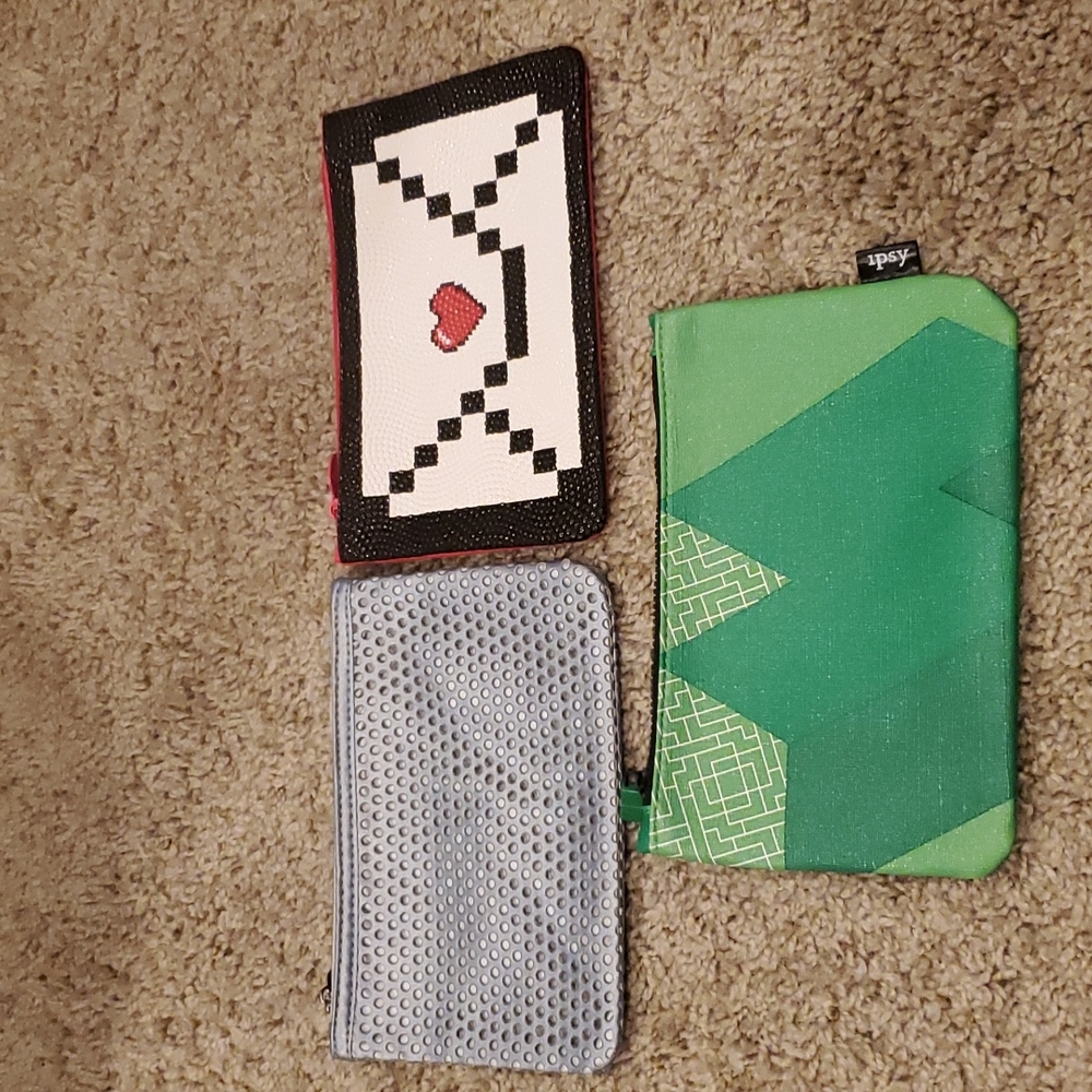 Ipsy Bags Set - Picture 2 of 9